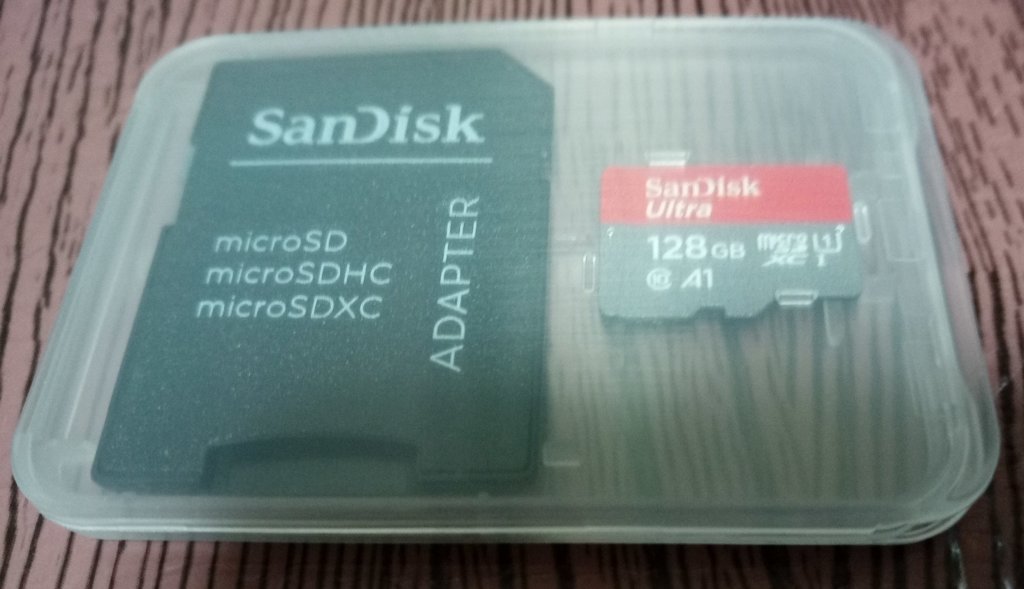 SanDisk Micro SDカード